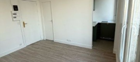 1 bedroom Apartment in Paris, France No. 314838 4