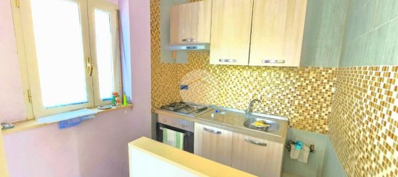 2 bedrooms Apartment in Torre del Greco, Italy No. 310048 4