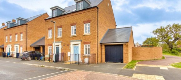 4 bedrooms House in Taunton, United Kingdom No. 13619 16