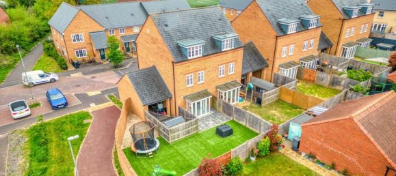 4 bedrooms House in Taunton, United Kingdom No. 13619 24