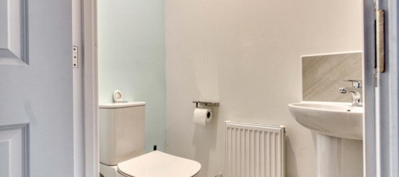 4 bedrooms House in Taunton, United Kingdom No. 13619 37