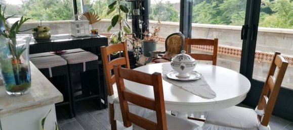 3 bedrooms House in Etreville, France No. 354197 2