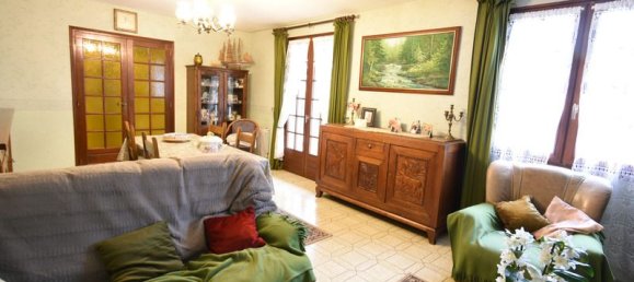 3 bedrooms House in Challet, France No. 157382 4