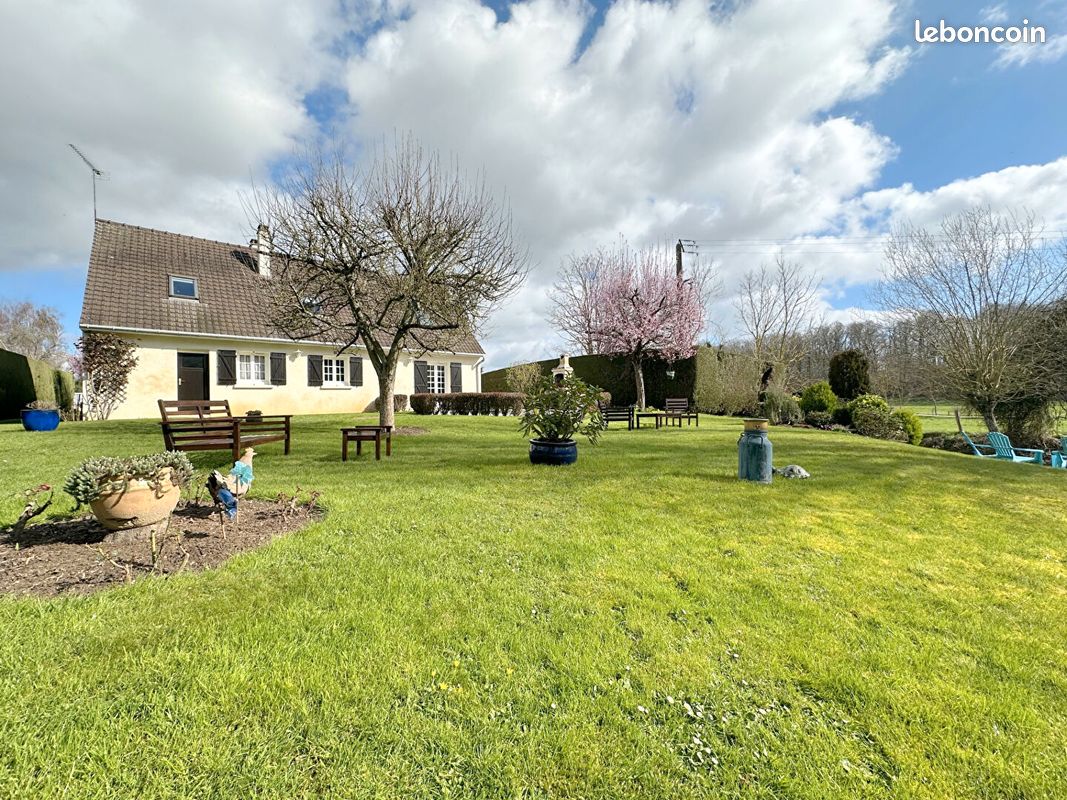 5 bedrooms House in Monneville, France No. 66635