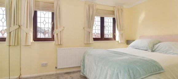 3 bedrooms House in Essex, United Kingdom No. 4145 10