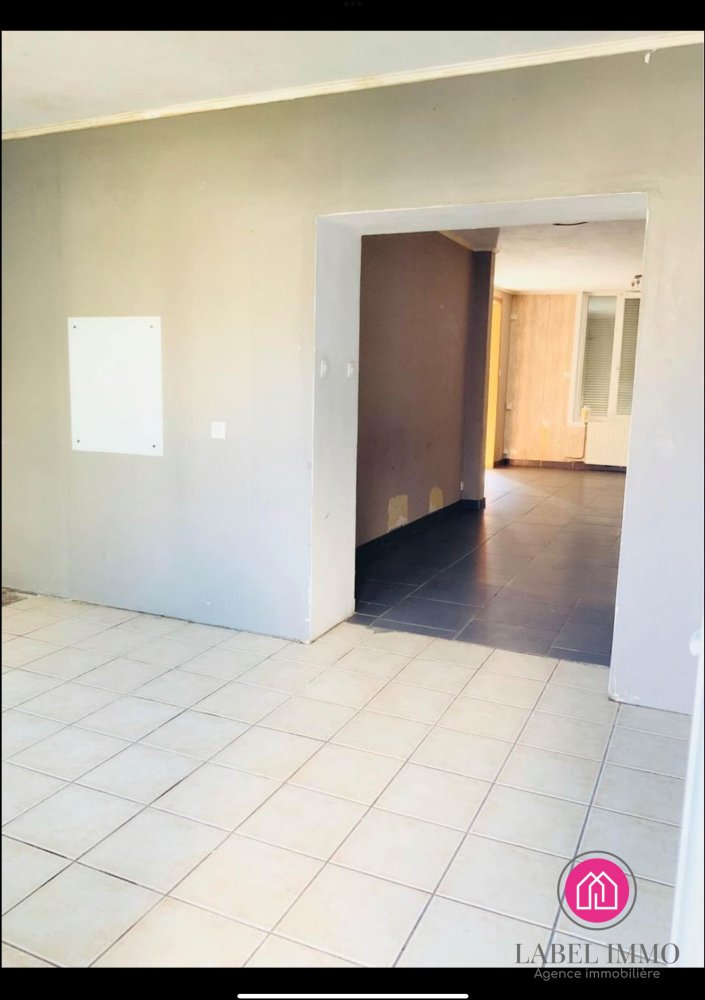 4 Schlafzimmer Haus in Caudry, France, Nr. 69919