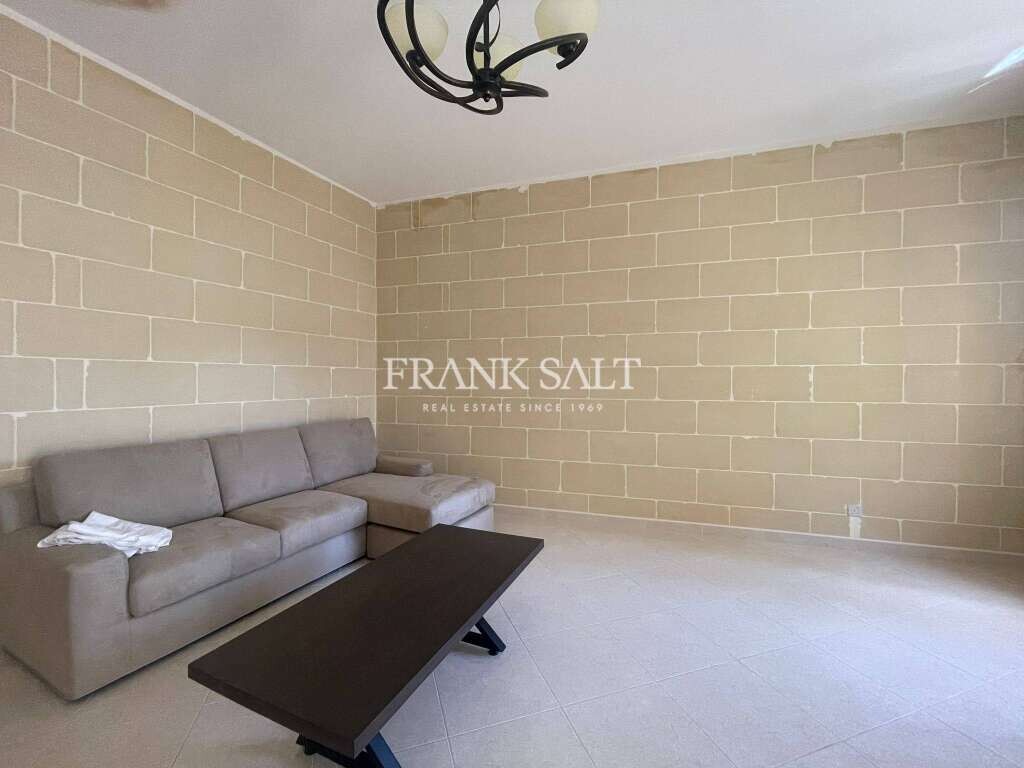 3 bedrooms Apartment in Ghajnsielem, Malta No. 6179