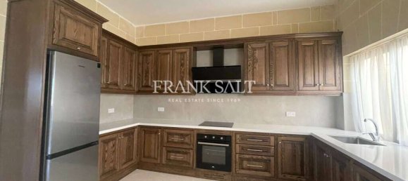 3 bedrooms Apartment in Ghajnsielem, Malta No. 6179 3