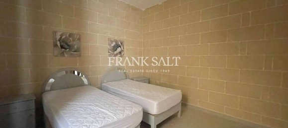 3 bedrooms Apartment in Ghajnsielem, Malta No. 6179 5