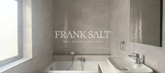 3 bedrooms Apartment in Ghajnsielem, Malta No. 6179 10