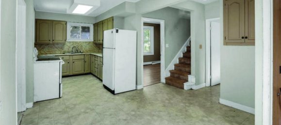 3 bedrooms House in Grimsby, Canada No. 729 10