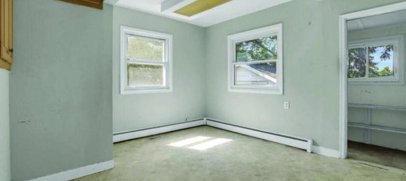 3 bedrooms House in Grimsby, Canada No. 729 8