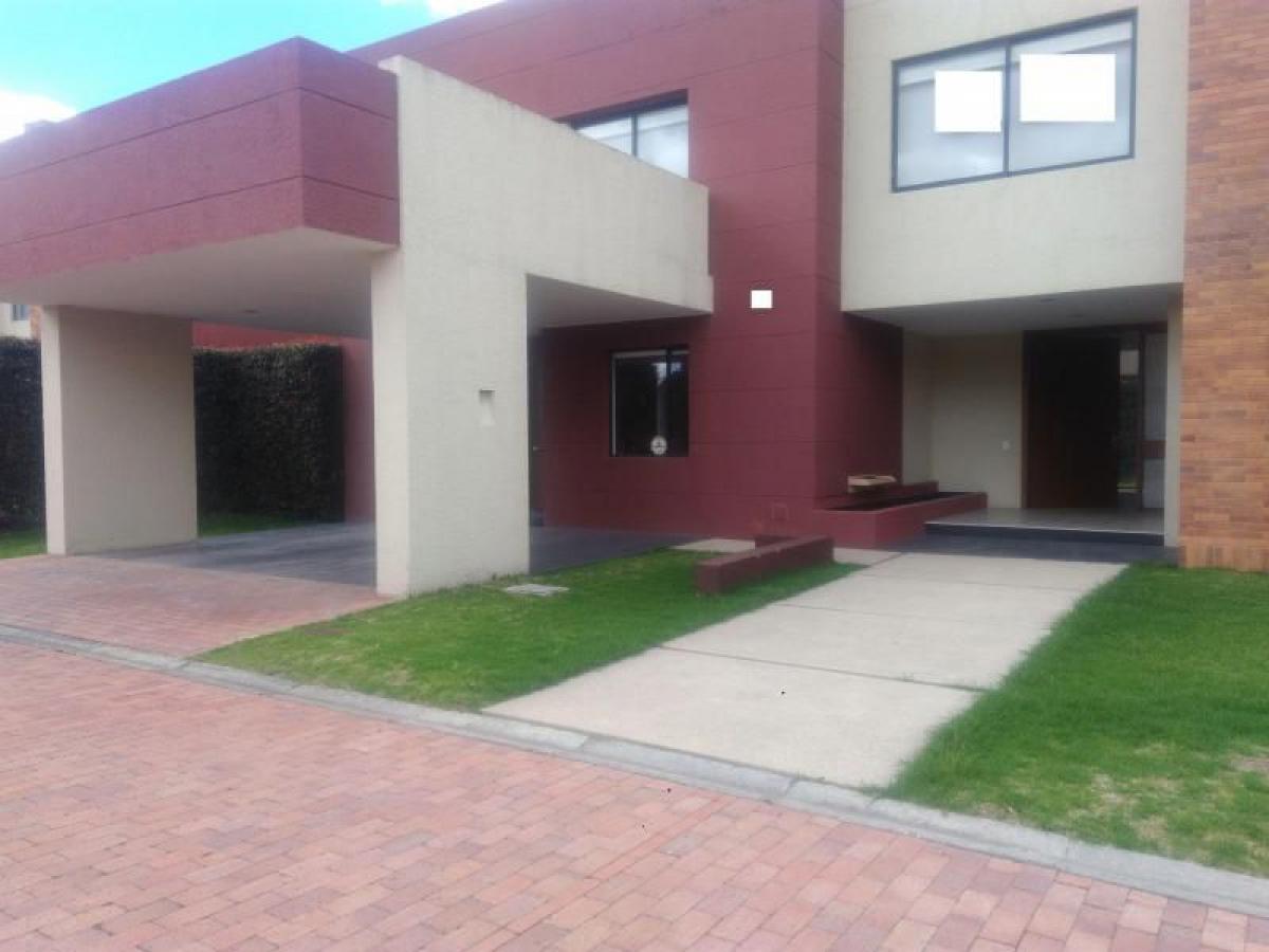 4 bedrooms House in Cundinamarca, Colombia No. 7397