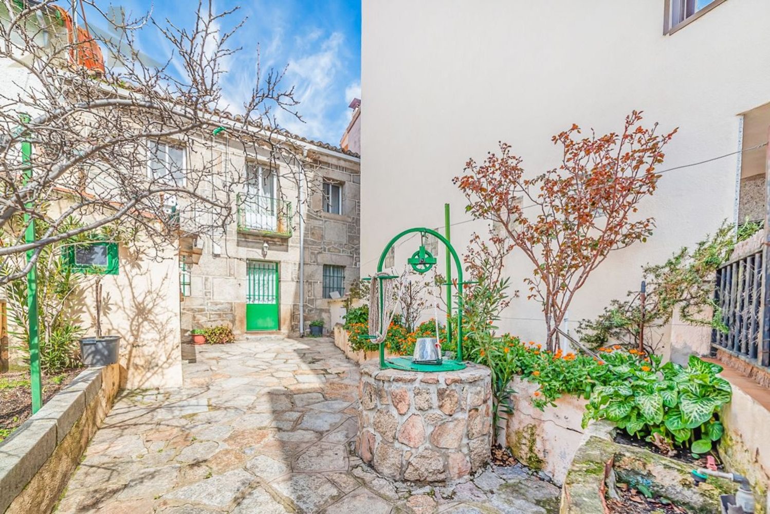 4 bedrooms House in Collado Mediano, Spain No. 255495