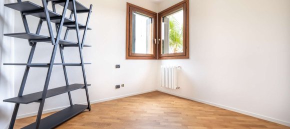 1 bedroom Apartment in Salgareda, Italy No. 332132 2