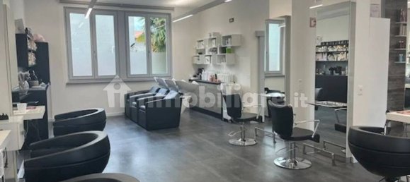 Propiedad comercial de 1 habitación en San Michele all'Adige, Italy No. 321200 9