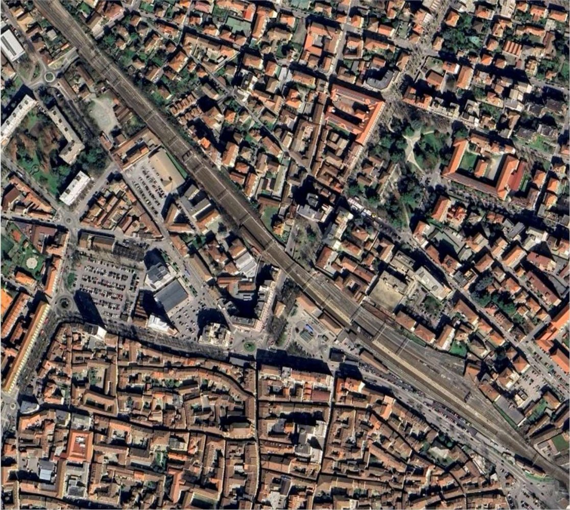 10 rooms House in Novi Ligure, Italy No. 34008