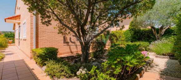 4 bedrooms House in Robledo de Chavela, Spain No. 138257 2