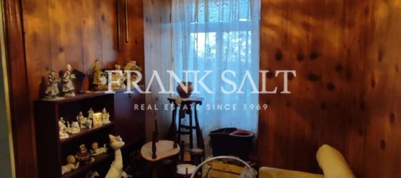 3 bedrooms Maisonette in Valletta, Malta No. 2079 2