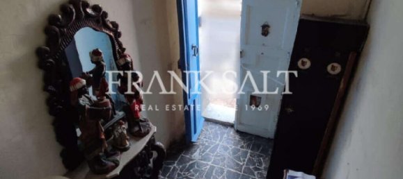 3 bedrooms Maisonette in Valletta, Malta No. 2079 7