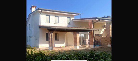 4 rooms Villa in Vedelago, Italy No. 255800 8