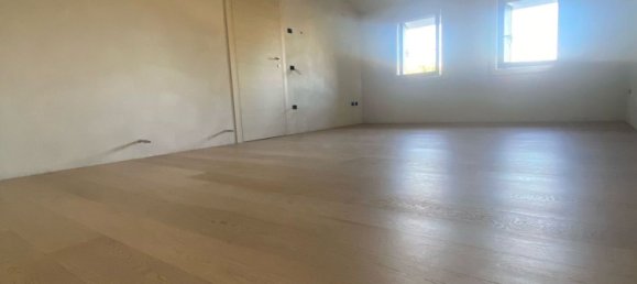 4 rooms Villa in Vedelago, Italy No. 255800 16