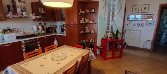 3 Schlafzimmer Wohnung in Magione, Italy, Nr. 339749 32