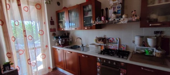 3 Schlafzimmer Wohnung in Magione, Italy, Nr. 339749 35