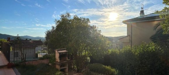 3 Schlafzimmer Wohnung in Magione, Italy, Nr. 339749 3