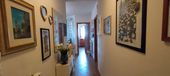 3 Schlafzimmer Wohnung in Magione, Italy, Nr. 339749 21
