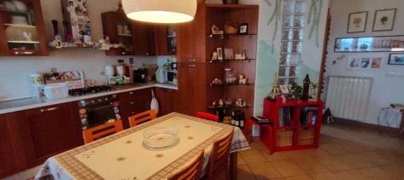 3 Schlafzimmer Wohnung in Magione, Italy, Nr. 339749 24