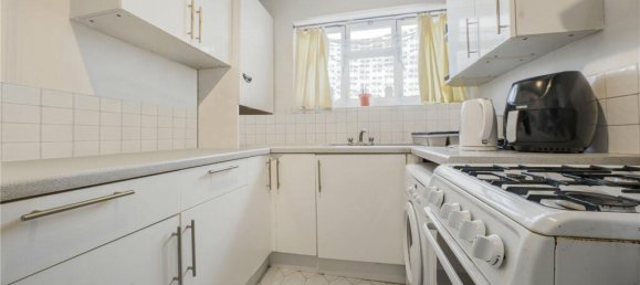 1 bedroom Apartment in Putney, United Kingdom No. 7322 2