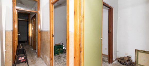 226m² Commercial property in Santa Fe, Spain No. 188853 22