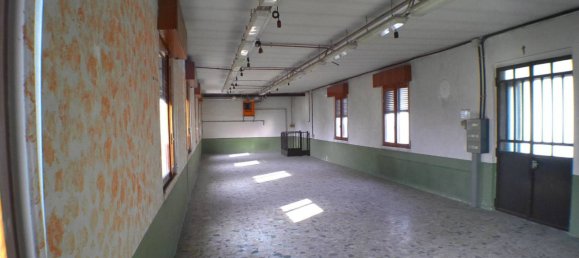 320m² Warehouse in Vanzaghello, Italy No. 160692 20