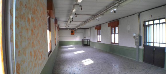 320m² Warehouse in Vanzaghello, Italy No. 160692 21