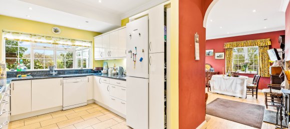 Casa T4 em Reigate, United Kingdom N.º 1014 15