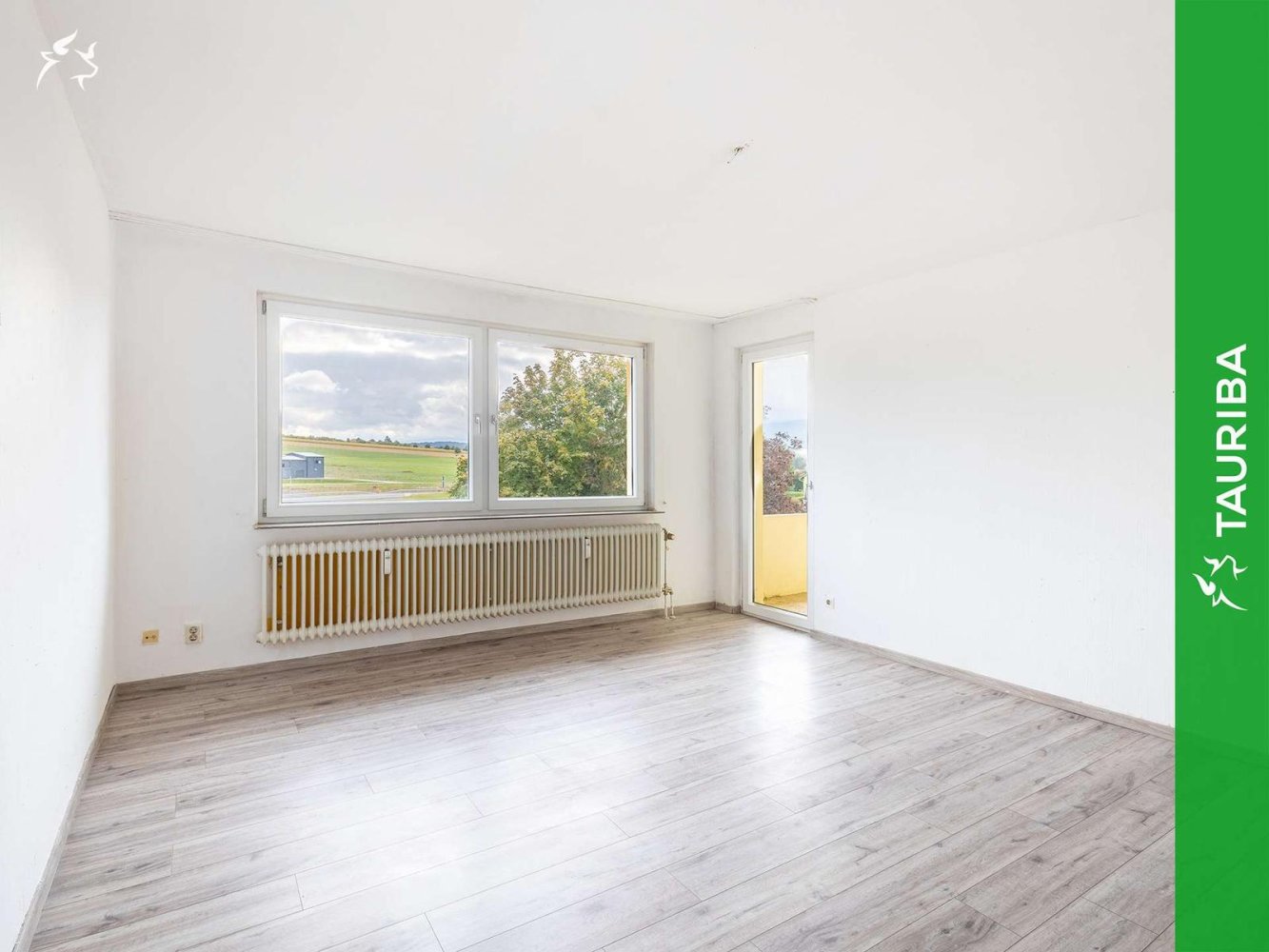 Apartamento de 4 habitaciónes en Cham, Germany No. 279269
