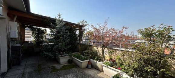 5-salle Appartement à Saronno, Italy No. 67040 41