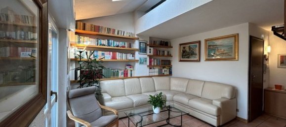 5-salle Appartement à Saronno, Italy No. 67040 23