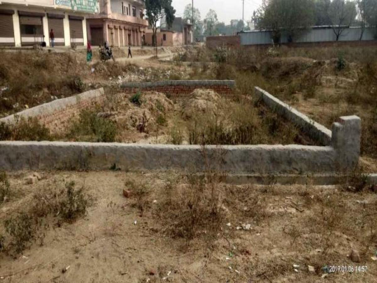  Land in Noida, India No. 65571