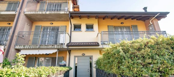 1 bedroom Apartment in Vaprio d'Adda, Italy No. 266567 2
