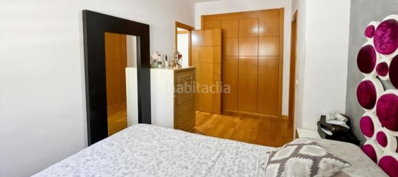 Apartamento de 2 dormitorios en Madrid, Spain No. 180920 12