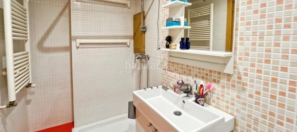 Apartamento de 2 dormitorios en Madrid, Spain No. 180920 23