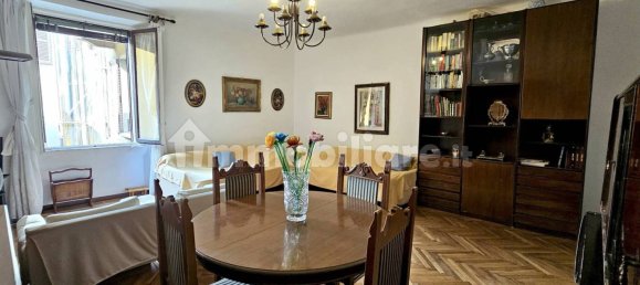 2 bedrooms Apartment in Milan, Italy No. 303060 2