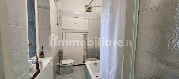 2 bedrooms Apartment in Milan, Italy No. 303060 16