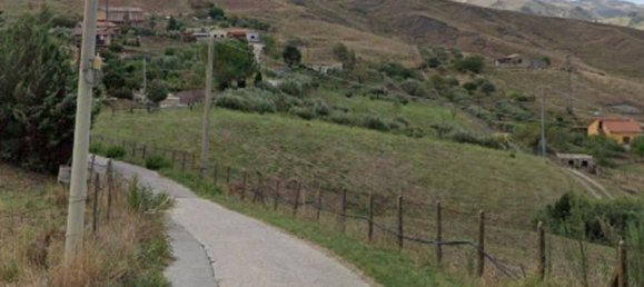 7-Zimmer Wohnung in Nicosia, Italy, Nr. 49065 3