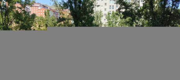 Квартира с 3 спальнями в Оренсе, Испания № 141617 36