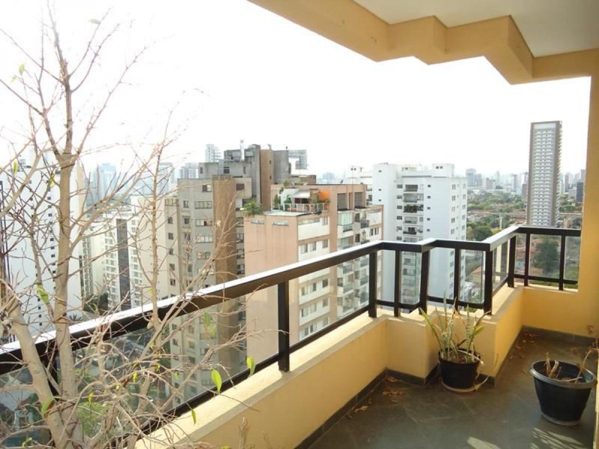 3 bedrooms House in Sao Paulo, Brazil No. 433676