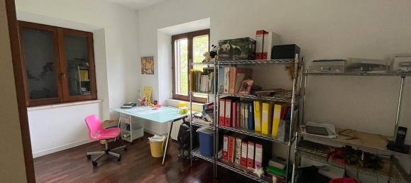 Дом с 6 комнатами в Монтекозаро, Италия № 74719 12