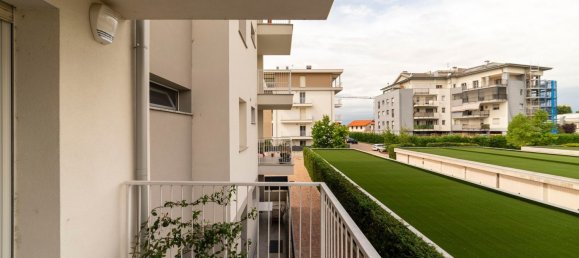 3 rooms Apartment in Gaggiano, Italy No. 257714 2